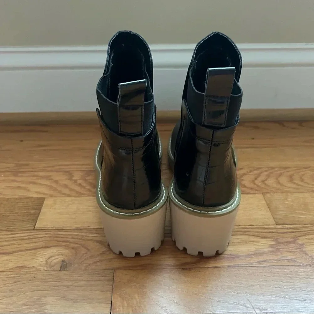 Nicole Miller Pocas Wedge Lug Platform Ankle Black Boot Women’s Size 9
